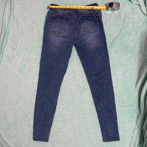 Women’s jeans